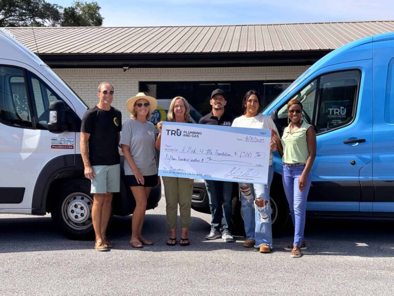 Tru Plumbing and Gas Launches “Making Waves” Initiative with $1,500 Donation to A Bed 4 Me Foundation